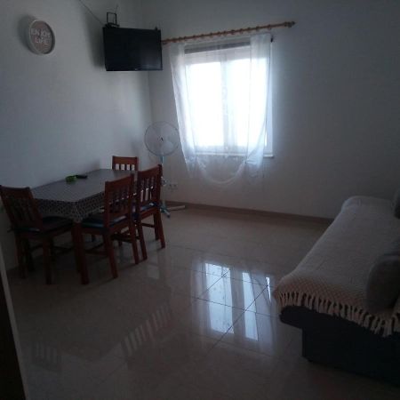פודסטראנה Villa Dolenec מראה חיצוני תמונה