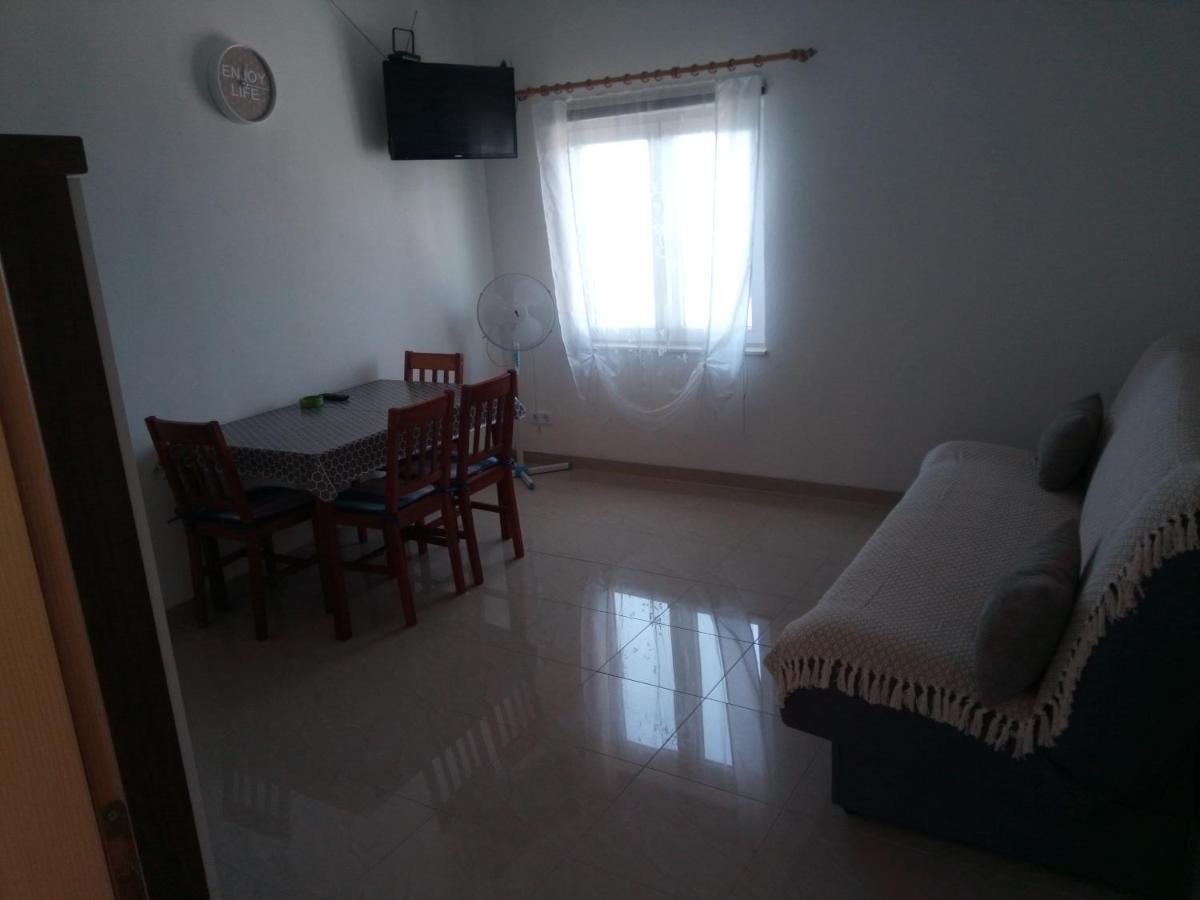 פודסטראנה Villa Dolenec מראה חיצוני תמונה