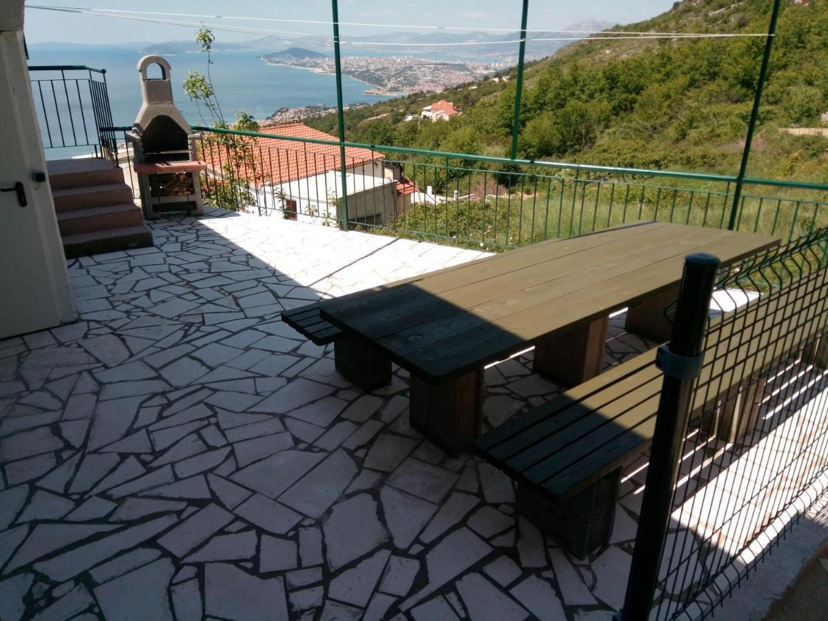 פודסטראנה Villa Dolenec מראה חיצוני תמונה